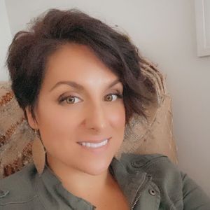 Meet your Posher, Allison